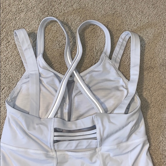 White Lululemon tank top - Picture 2 of 4